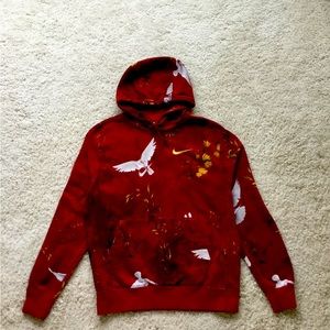Nike dove hoodie size MEDIUM